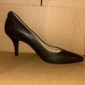 Michael Kors black heel